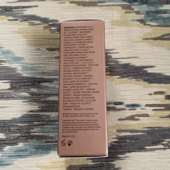 Josie Maran Micro Milk Activator - Picture 6 of 7